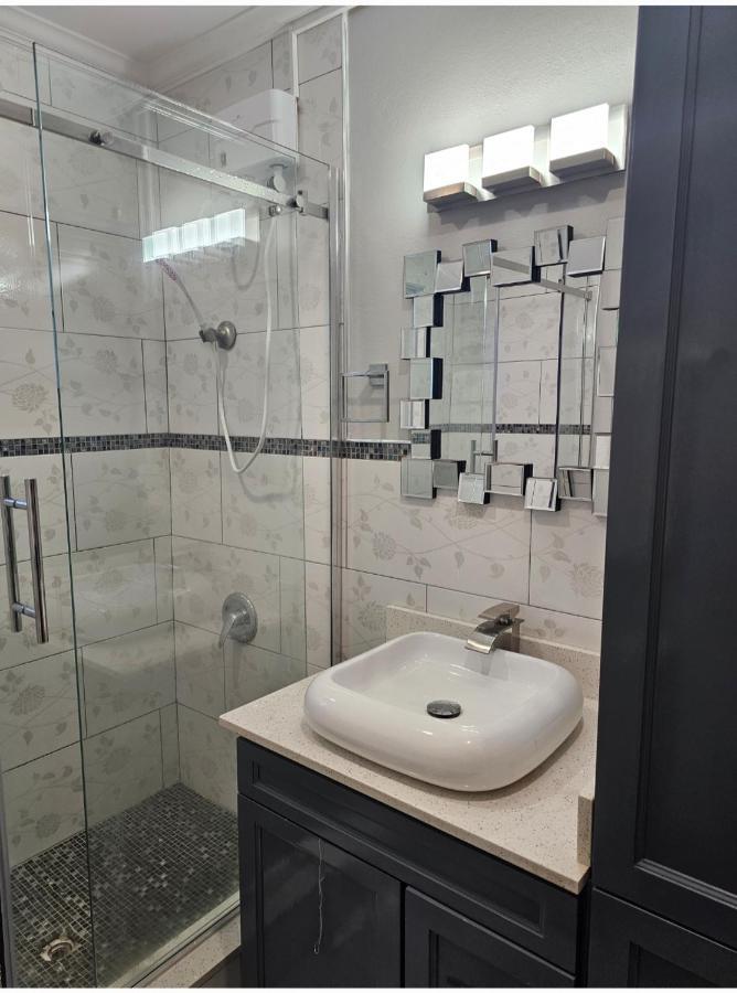 Secret Hideaway Apartment Ocho Rios Exterior photo